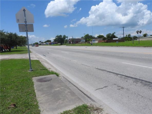 2667 Main St, Ingleside, TX 78362